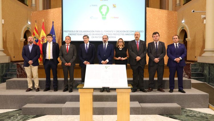 El Gobierno de Aragón avanza en su propio modelo energético en colaboración con ayuntamientos, empresarios y el clúster de la energía